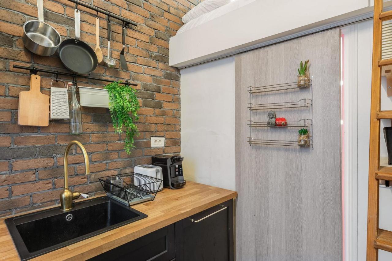 Charming Industrial-style Studio Just Nearby Montmartre In - Welkeys Apartment *