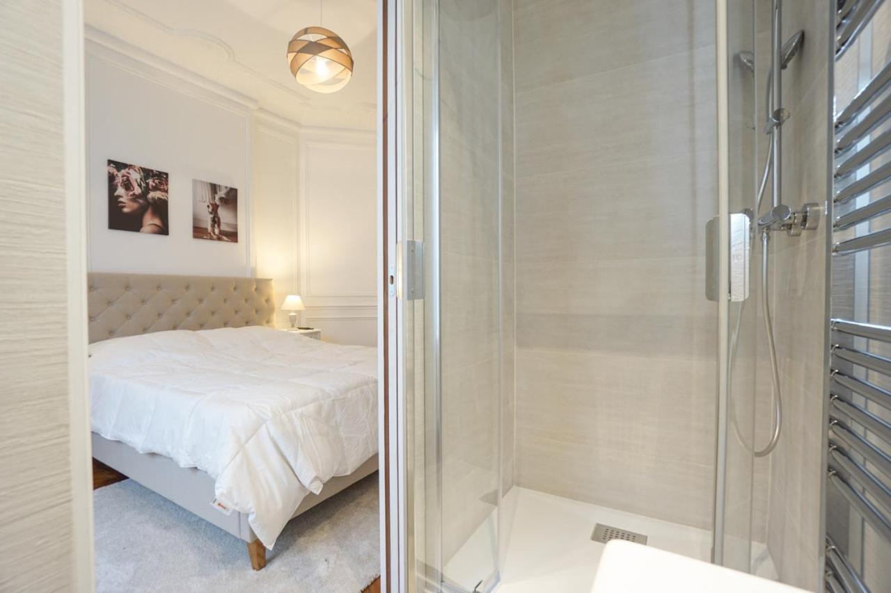 Modern Flat Close To The Eiffel Tower Paris