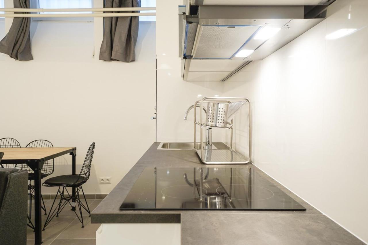 Apartment Modern Flat Close To The Eiffel Tower