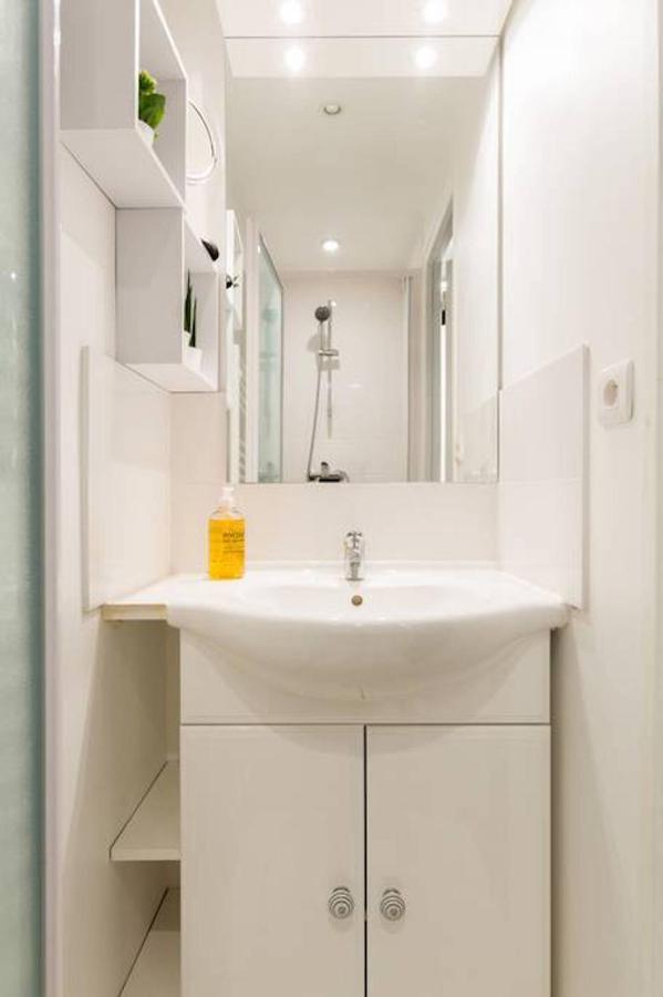 Quiet, Cozy, Design In Paris