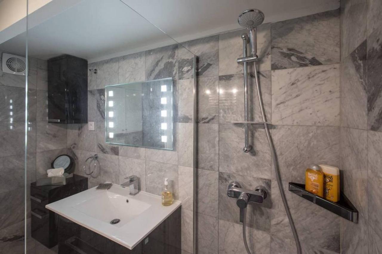 Remodeled Parisian Appartement *