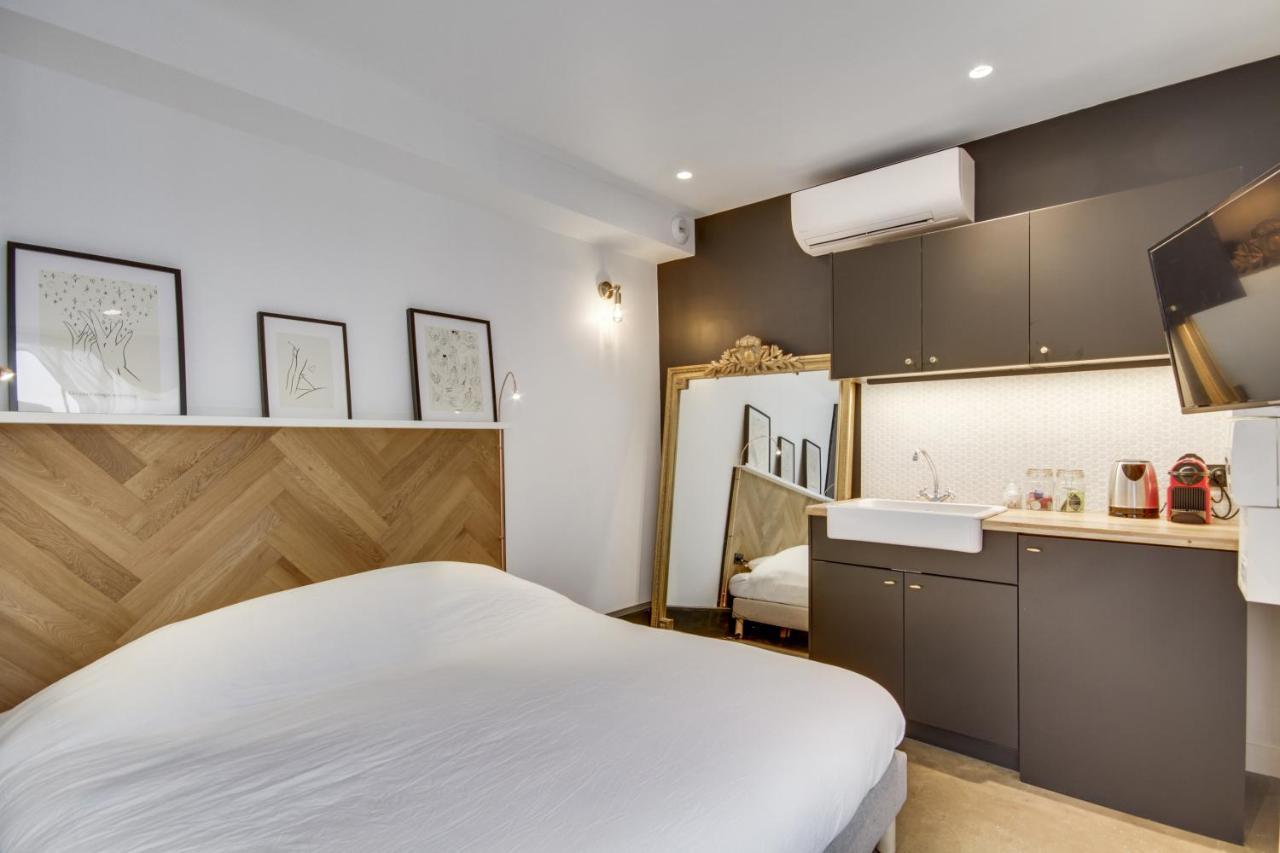 Apartment Chez Colette Canal St Martin Paris