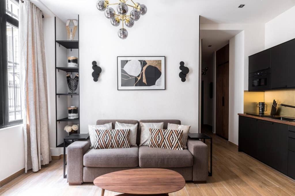 Hsh Amsterdam St-lazare Luxury & Design 6p-2br Apartment