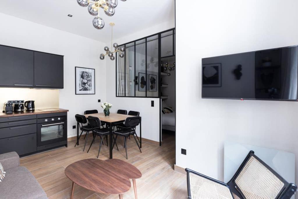 Apartment Hsh Amsterdam St-lazare Luxury & Design 6p-2br *