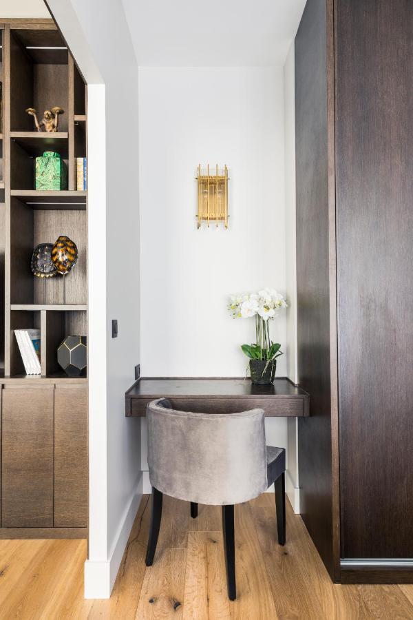 Luxury Louvre Ii Apartment Paris