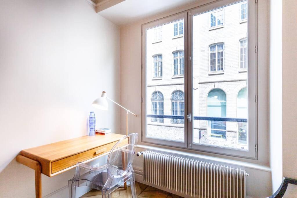 Bel Parisien De 70m2 - St Lazare *