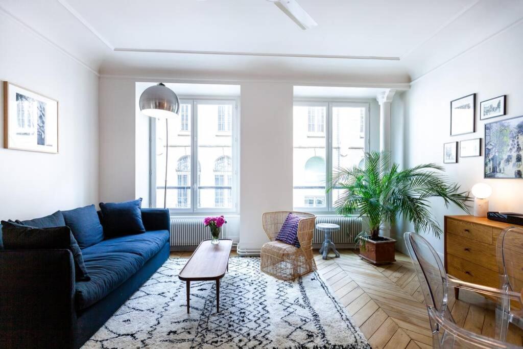 Appartement Bel Parisien De 70m2 - St Lazare Paris