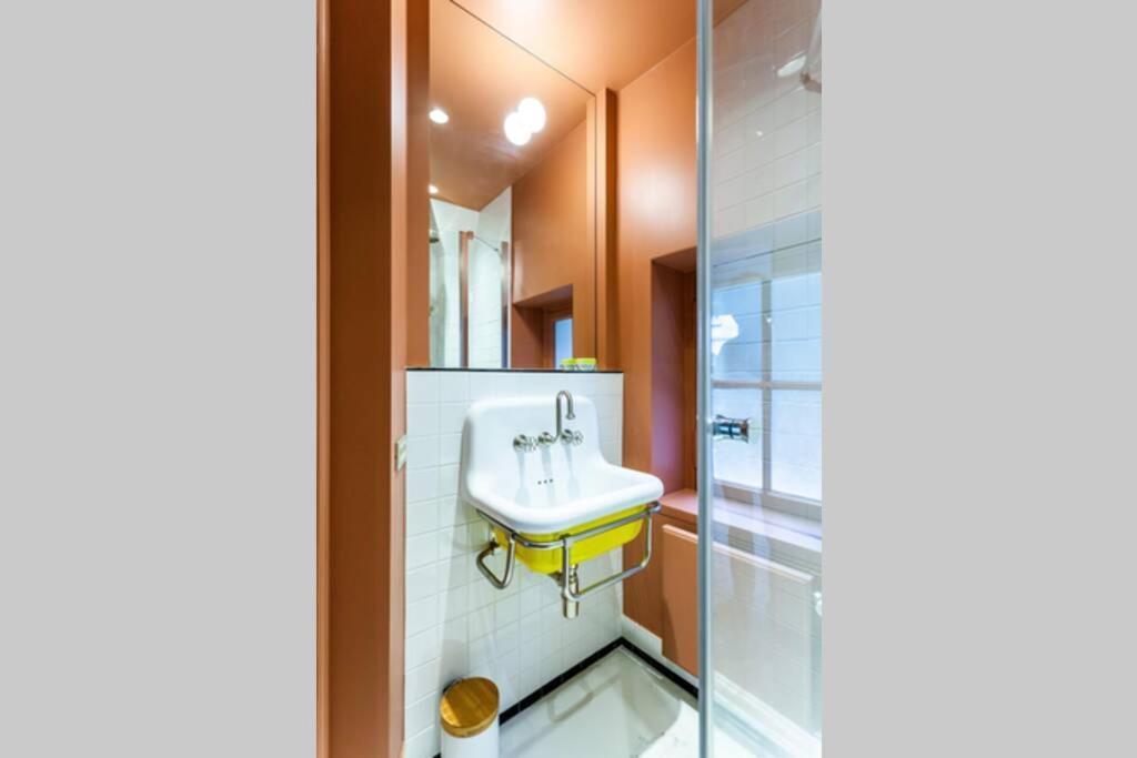 Bel Parisien De 70m2 - St Lazare Appartement Paris