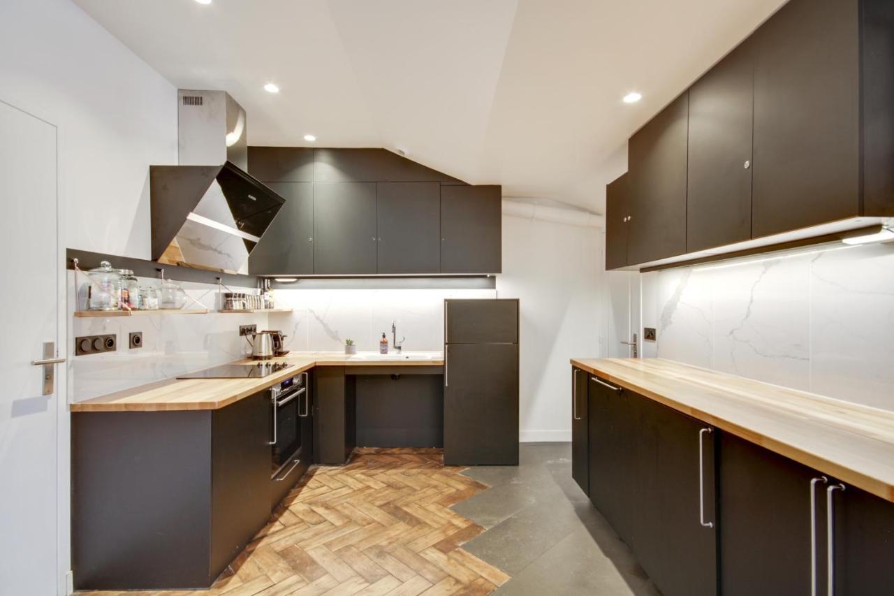 Apartment Chez Colette Canal St Martin Paris