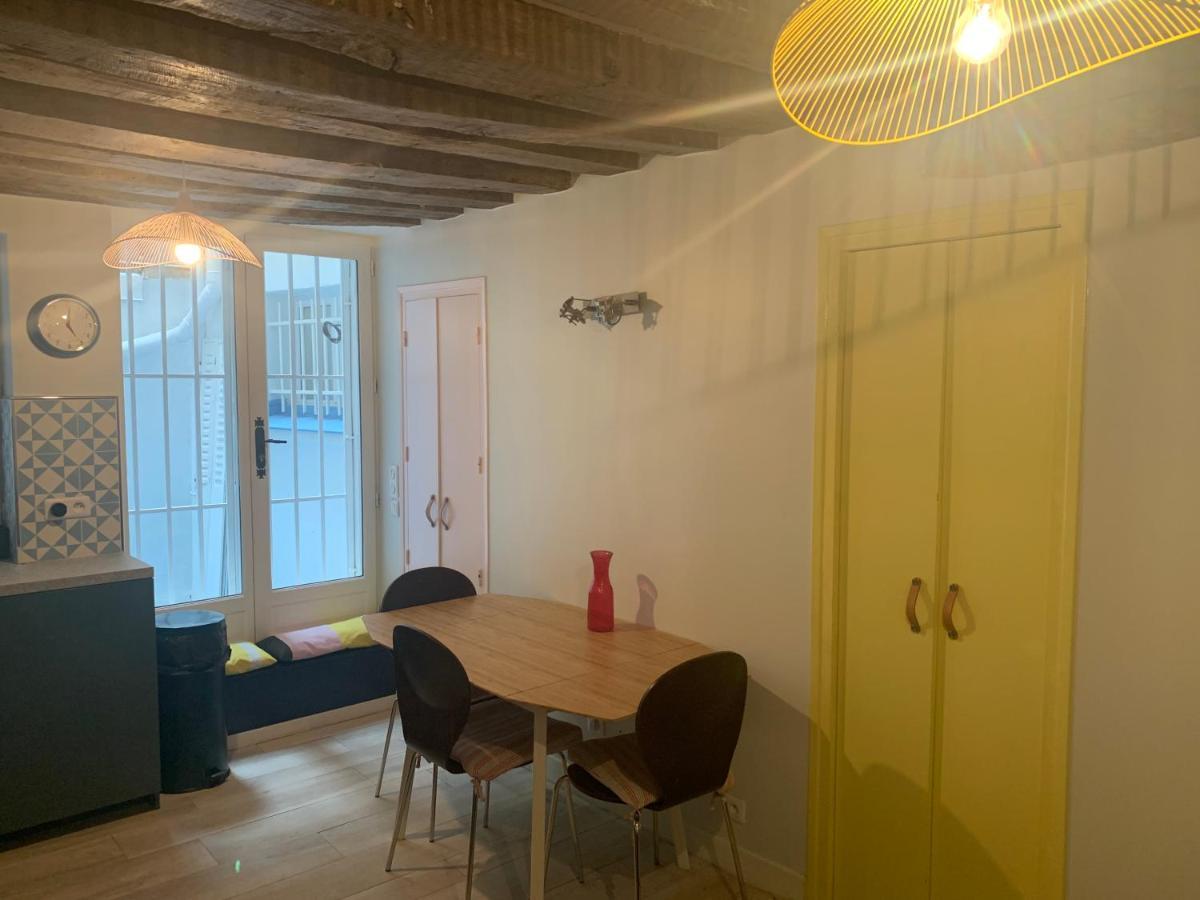 6 Saint Germain Seine Paris