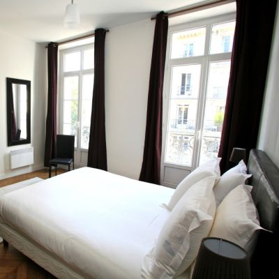 Apartment Du Louvre - Le Marais