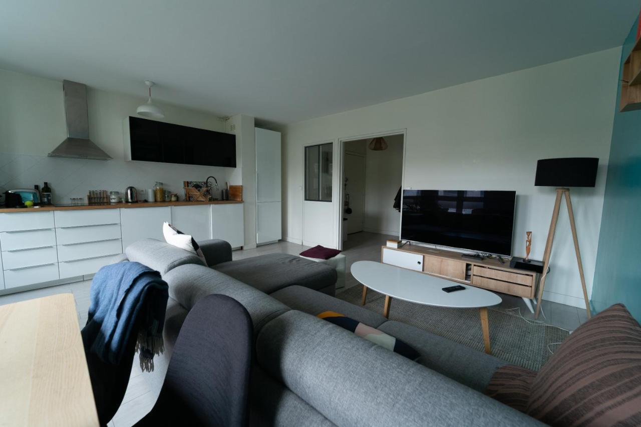Entire Apartment *