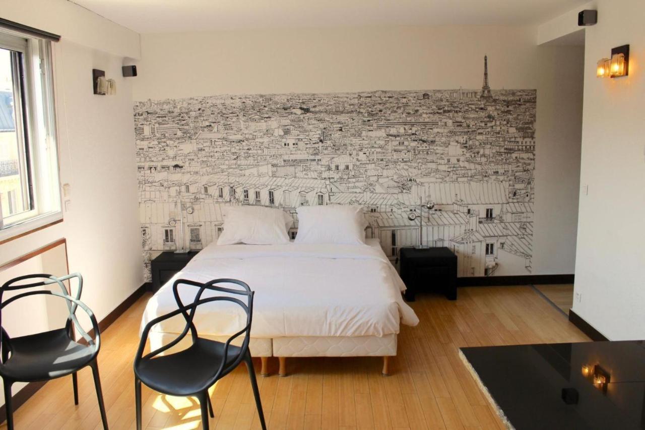 Apartment Short *