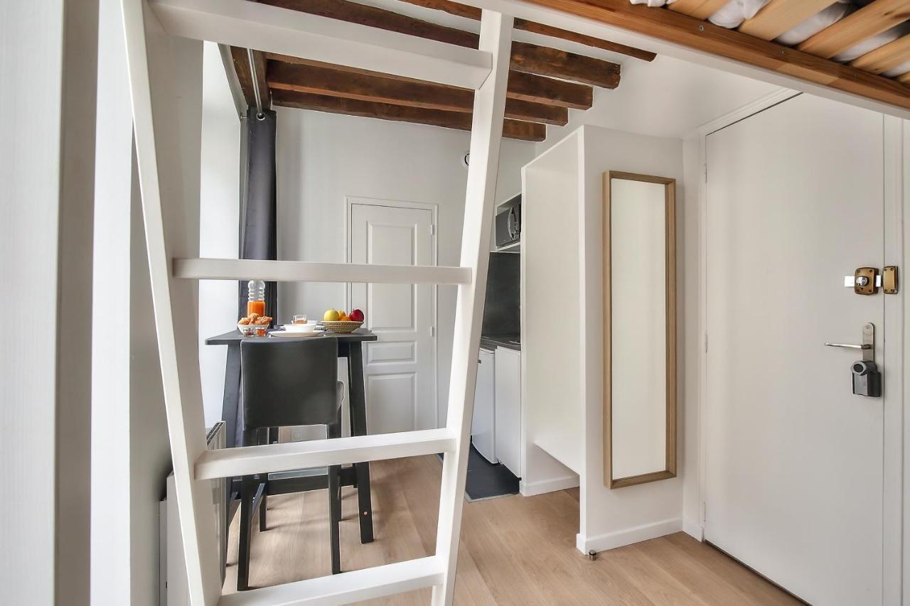 Cosy Mezzanine In The Heart Of Apartment