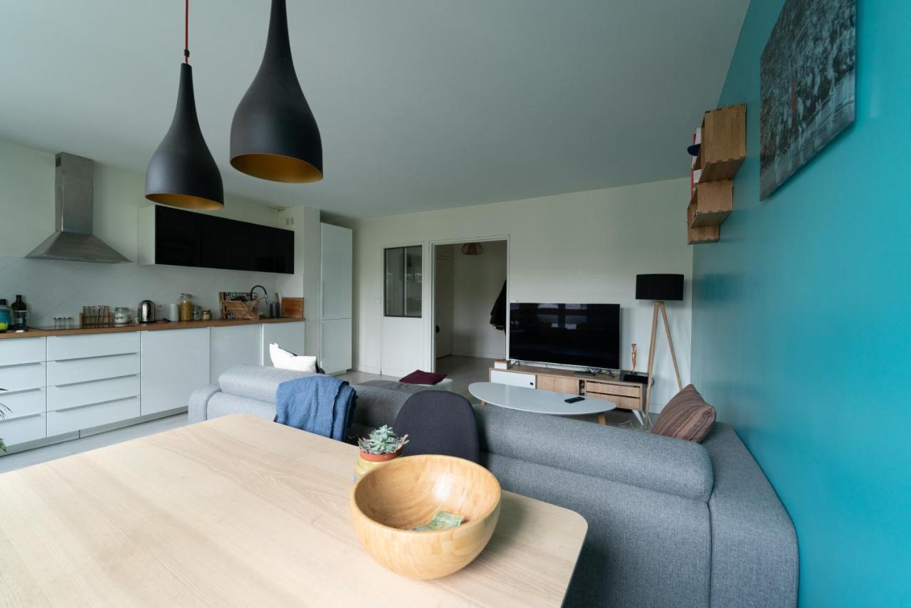 Entire Apartment *