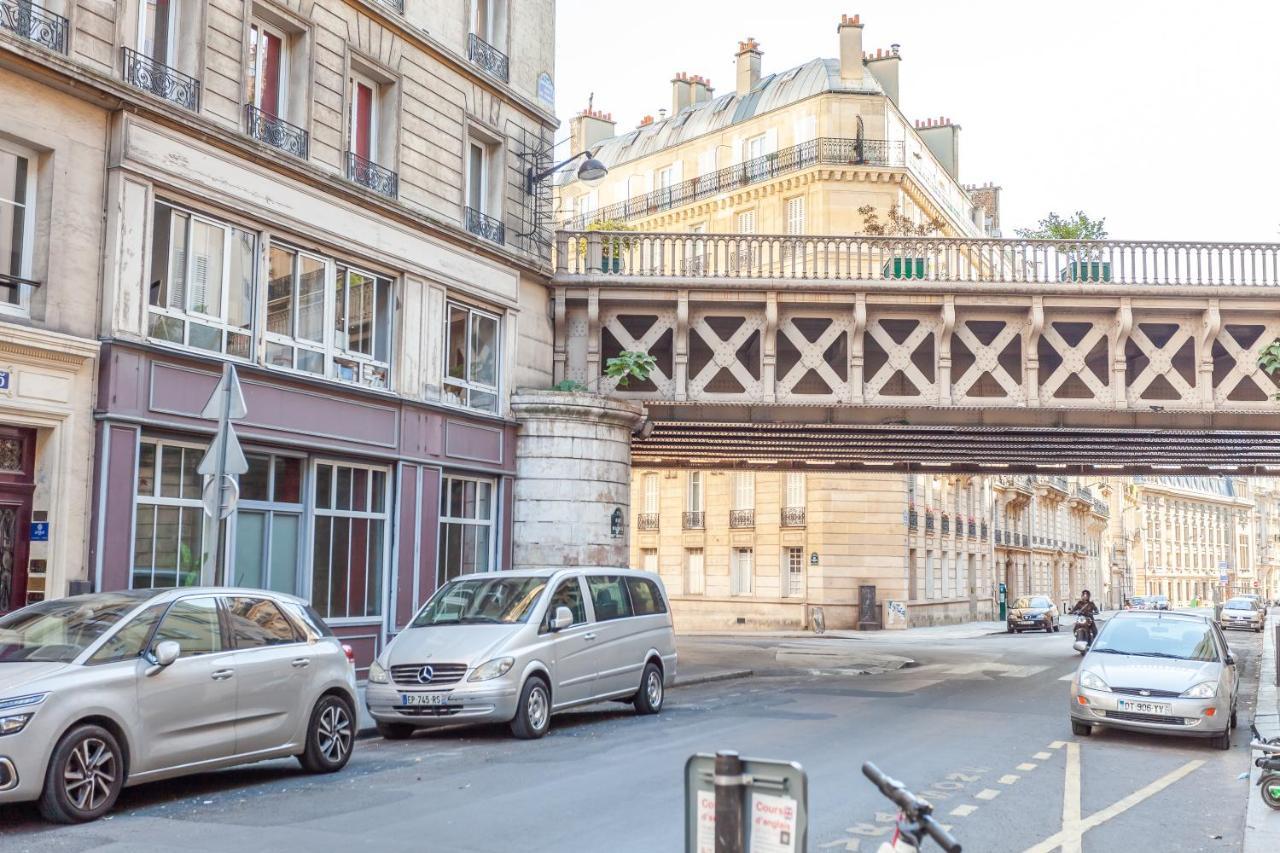 Bel Parisien De 70m2 - St Lazare *