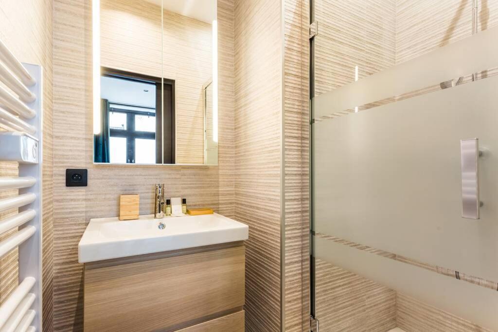 Charonne 2br Paris