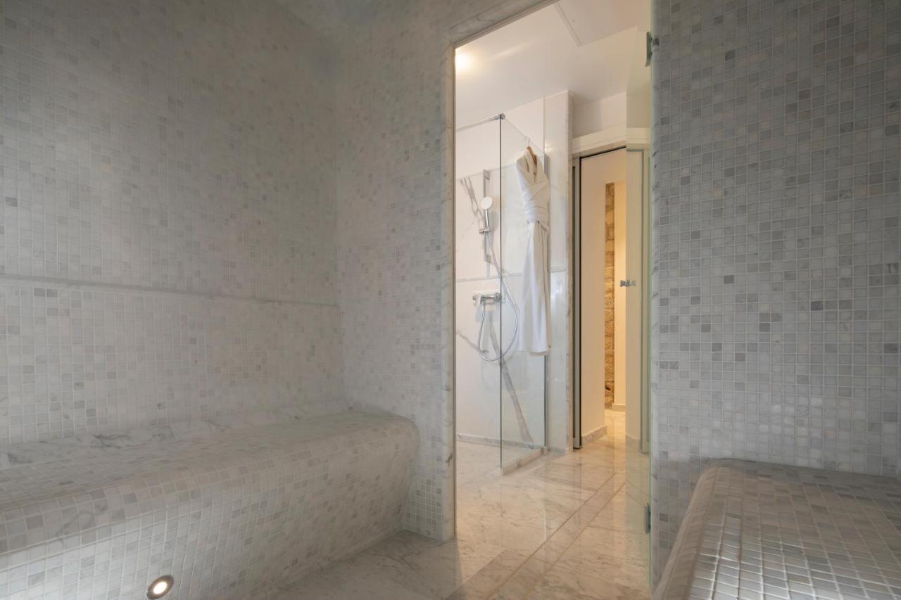 Des Arts Montmartre Hotel
