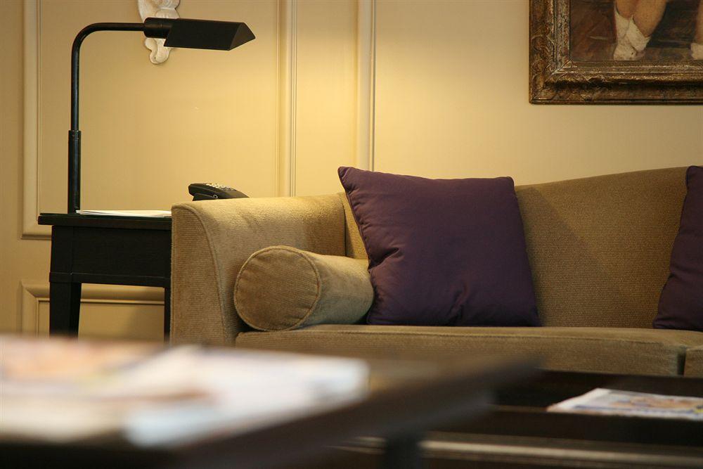 Le Lavoisier & 4* Paris