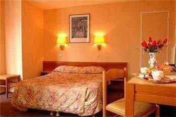 Apollo Opera Hotel 3*