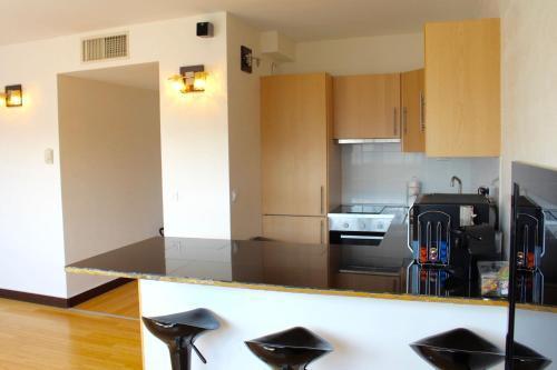 Apartment Short *