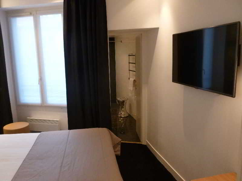 Montparnasse Saint Germain 3*