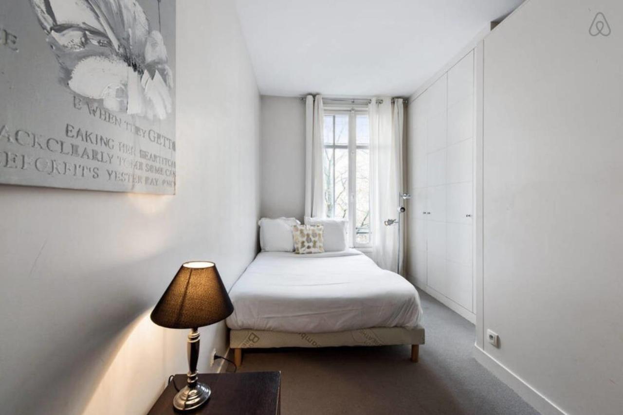 Nice 2Bed Flat With View On Champ De Mars! Apartment Paris