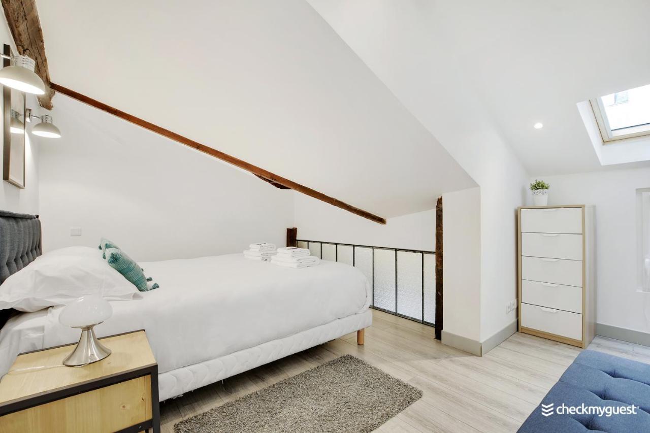 Appartement Cmg - Place De Le République / Meslay Paris