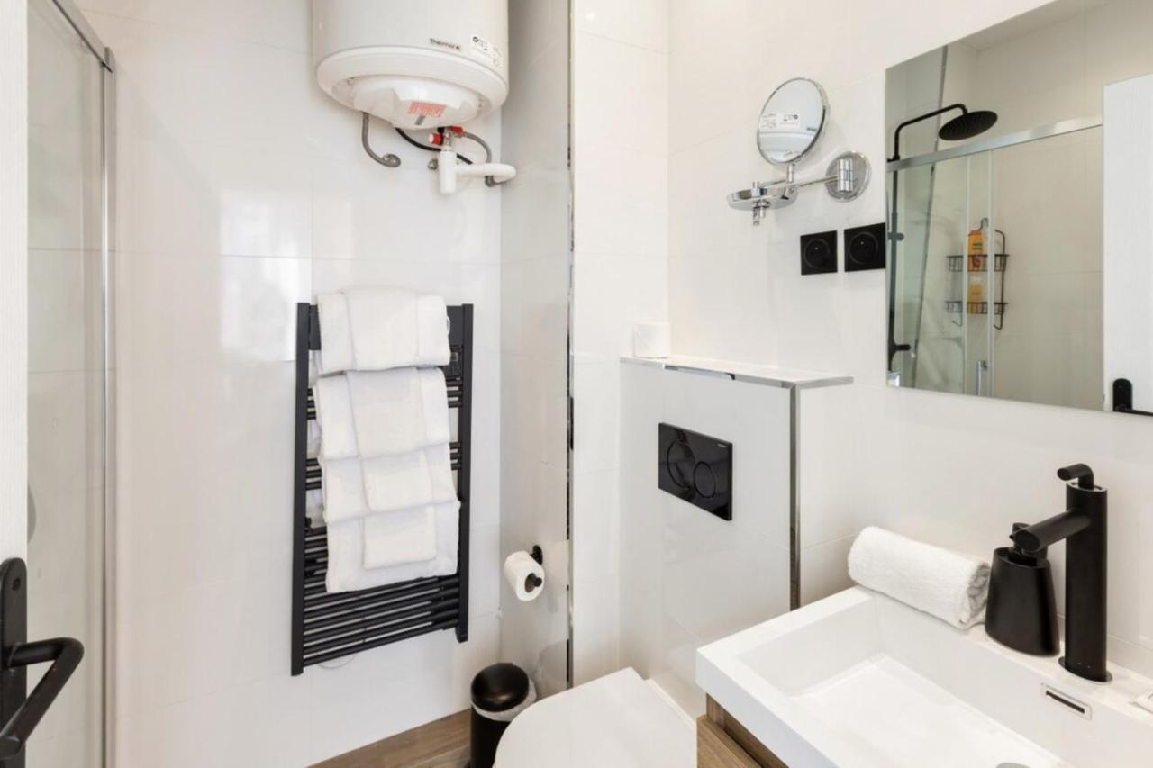 Amazing 2 Bedroom Parisian Flat Appartement *
