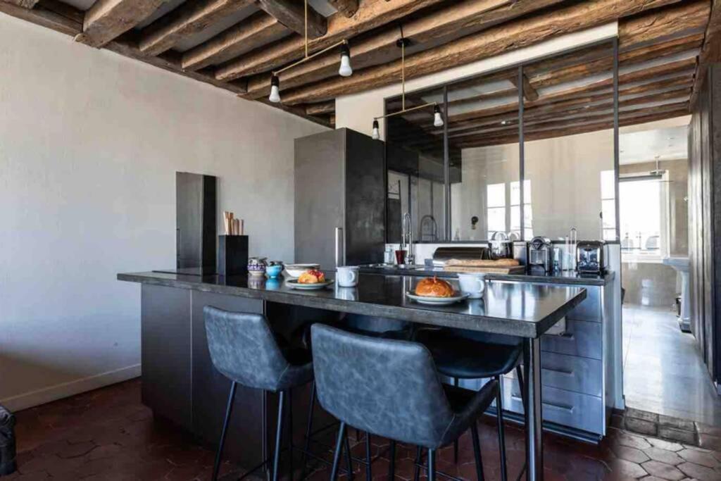 Amazing Design Flat - Le Marais - With View * Paris