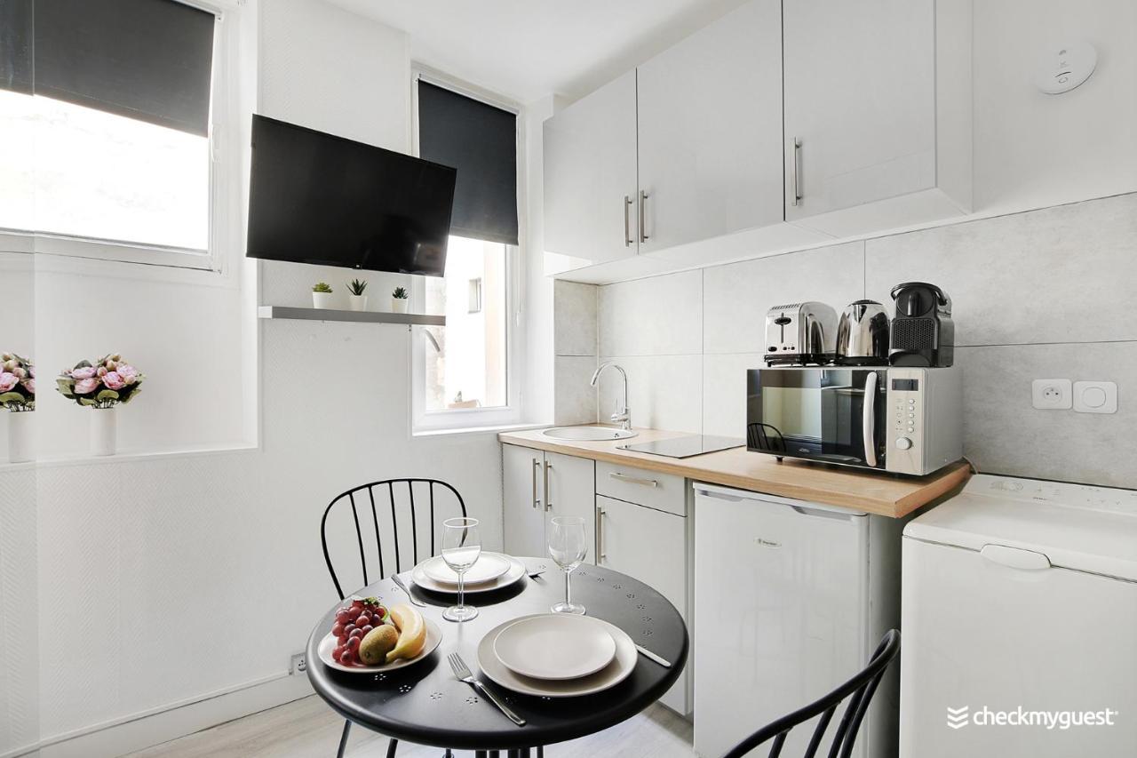 Apartment Cmg Rue De Bretagne 2 Paris