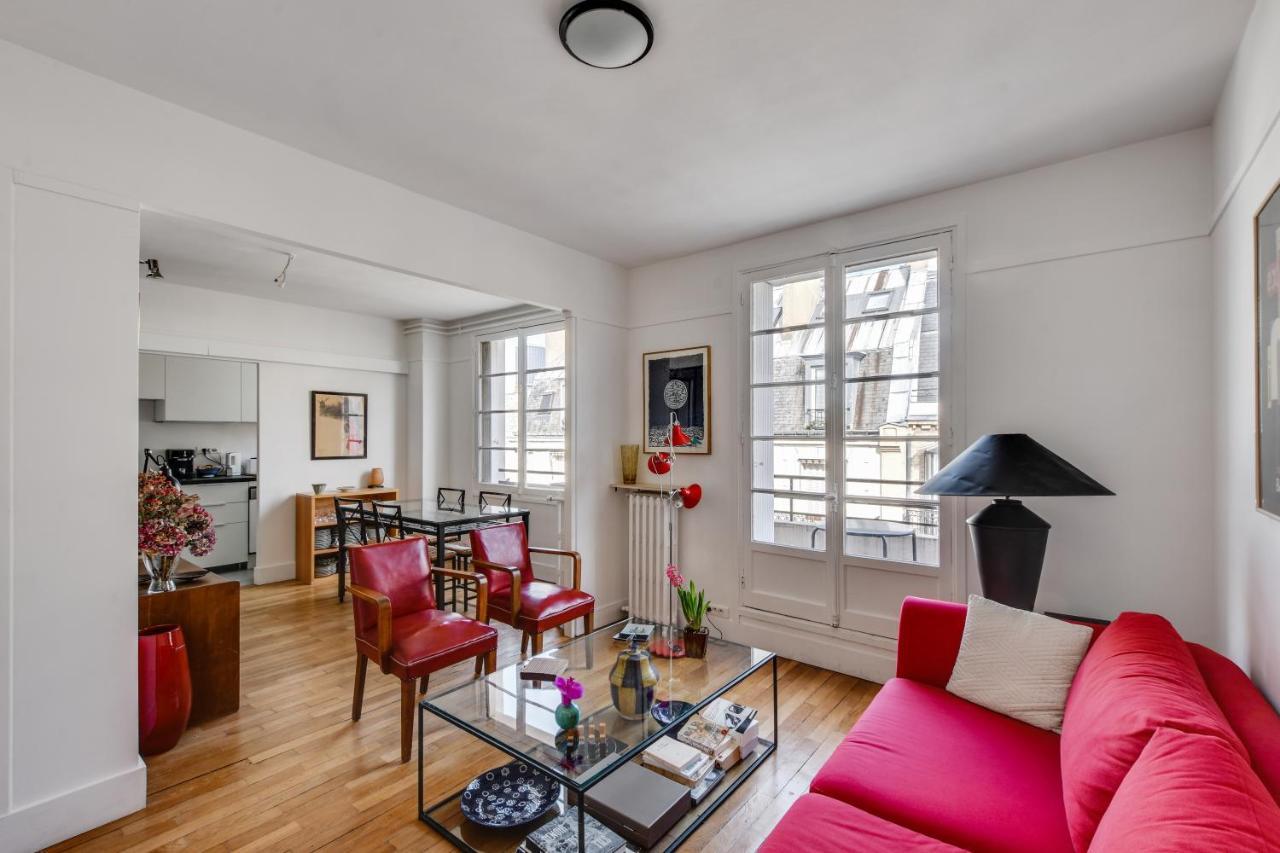 Design With Terrace By Weekome Appartement