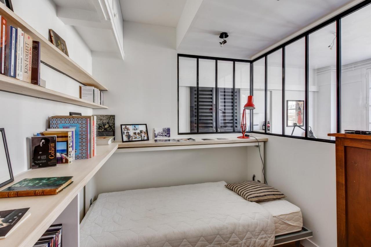 Design With Terrace By Weekome Appartement