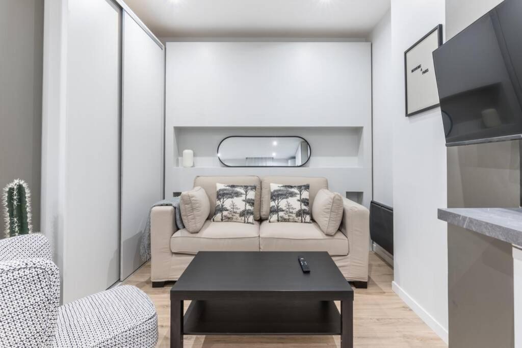 Appartement Hsh Versigny-mairie Du 18eme Cosy Studio 2p