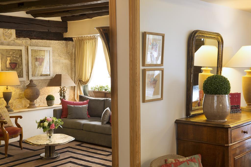 Du Cygne Hotel 2*