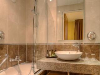 Oratio 3* Paris