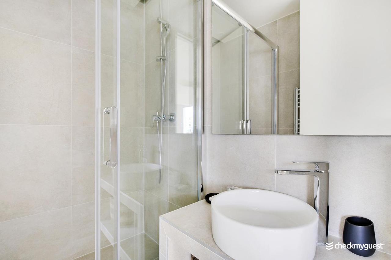 Cmg Ponthieu /champs-élysées Appartement Paris