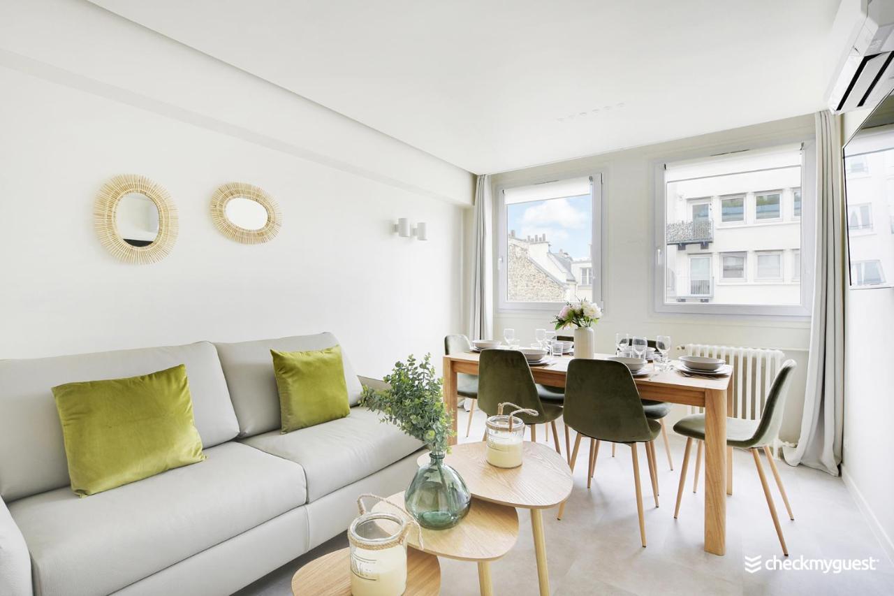 Appartement Cmg Ponthieu /champs-élysées Paris