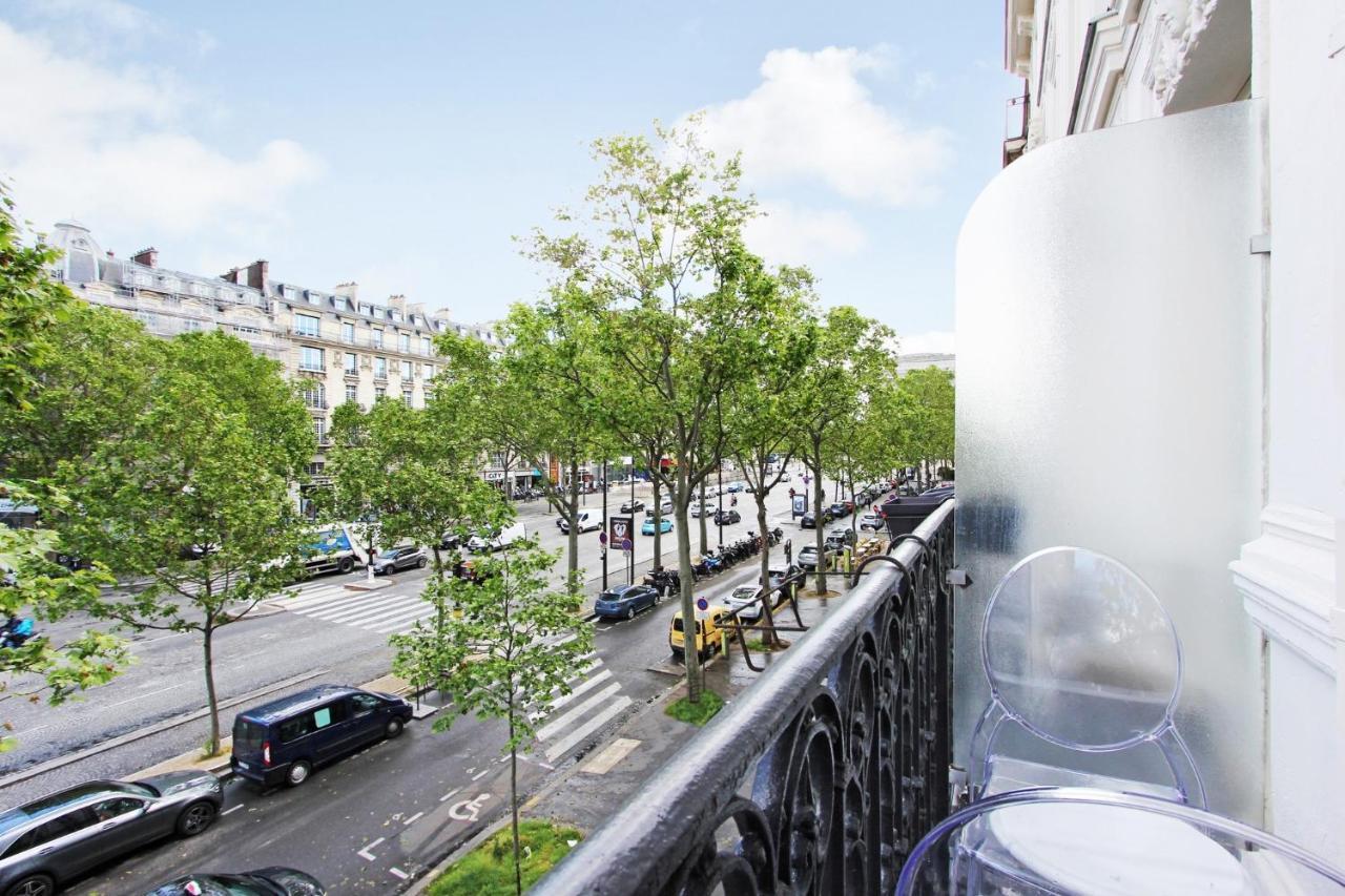 Junior Avec Balcon Et Vue Sur Arc De Triomphe Bed & Breakfast Paris