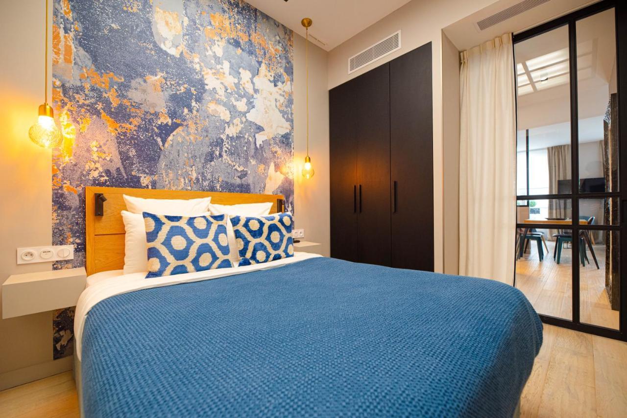 Apartment Du Louvre Paris