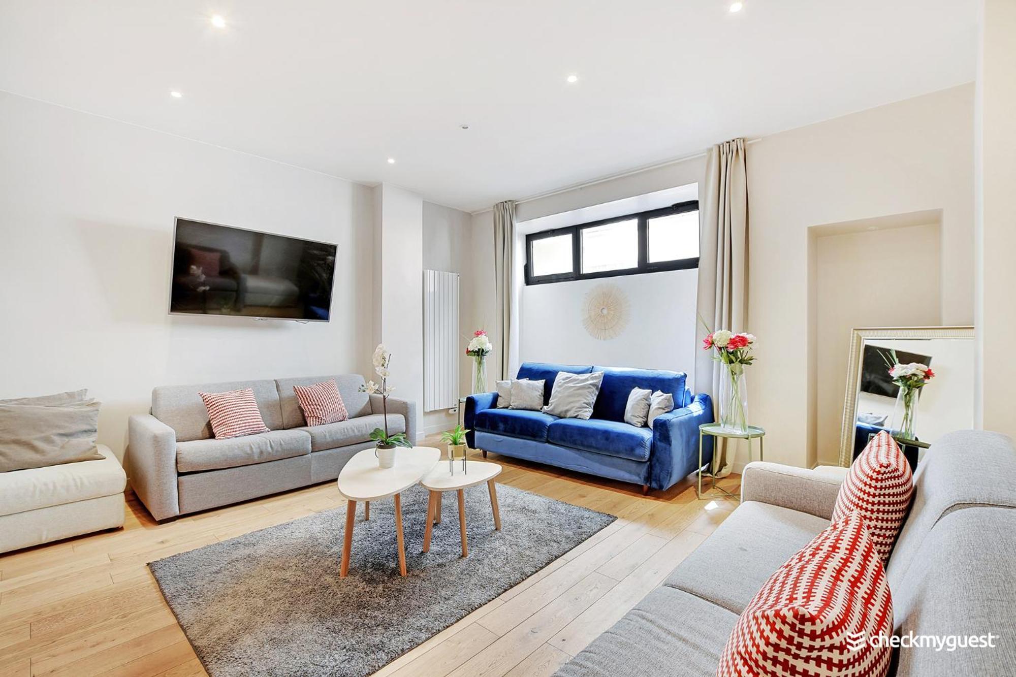 Apartment Magnifique Loft Atelier Parisien 180m2.