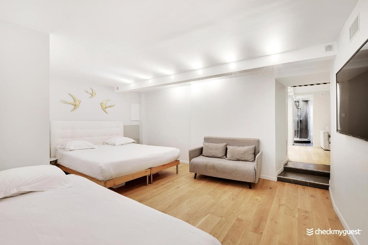 Apartment Magnifique Loft Atelier Parisien 180m2. Paris