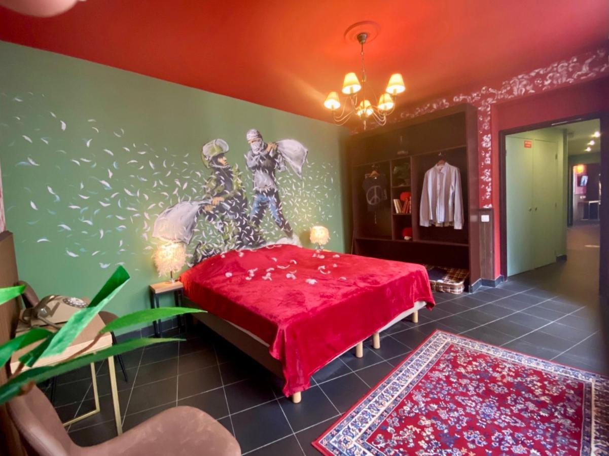 Walled Off Hotel Paris