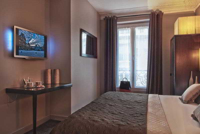Elysees Hotel