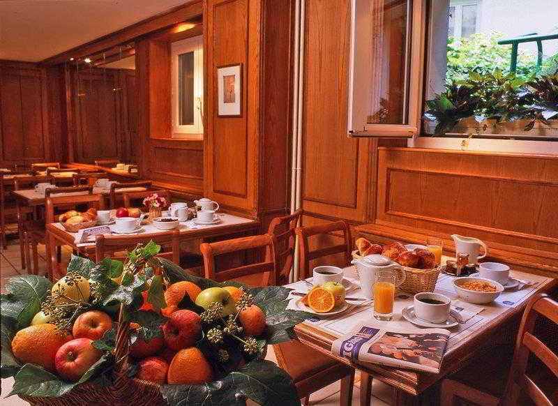 Montcalm 3*