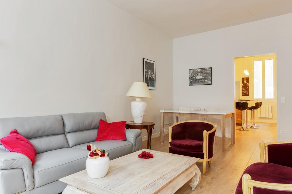 St Martin Apartment Paris