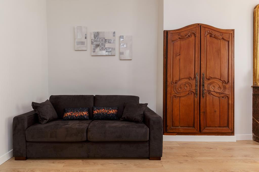 St Martin Apartment Paris