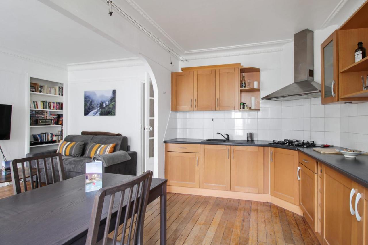 Appartement Charming Flat With Balcony In The Centre Of - Welkeys
