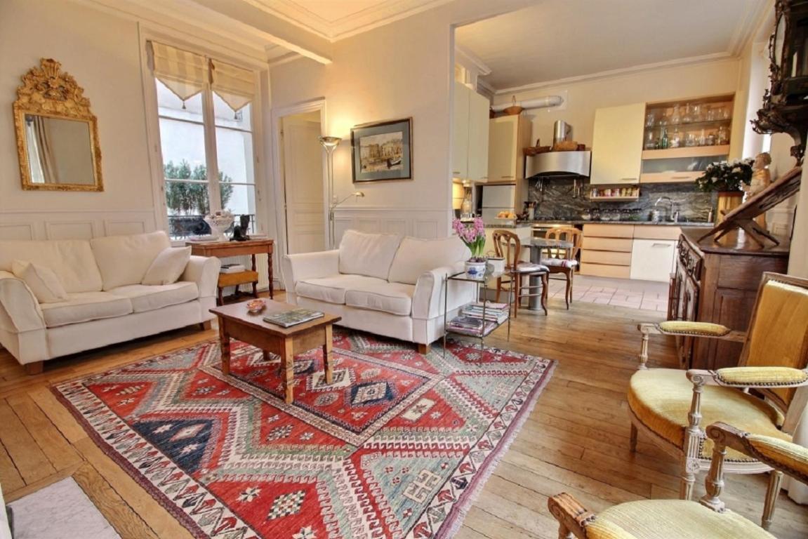 207535 - 4 Personnes Champ De Mars Apartment Paris