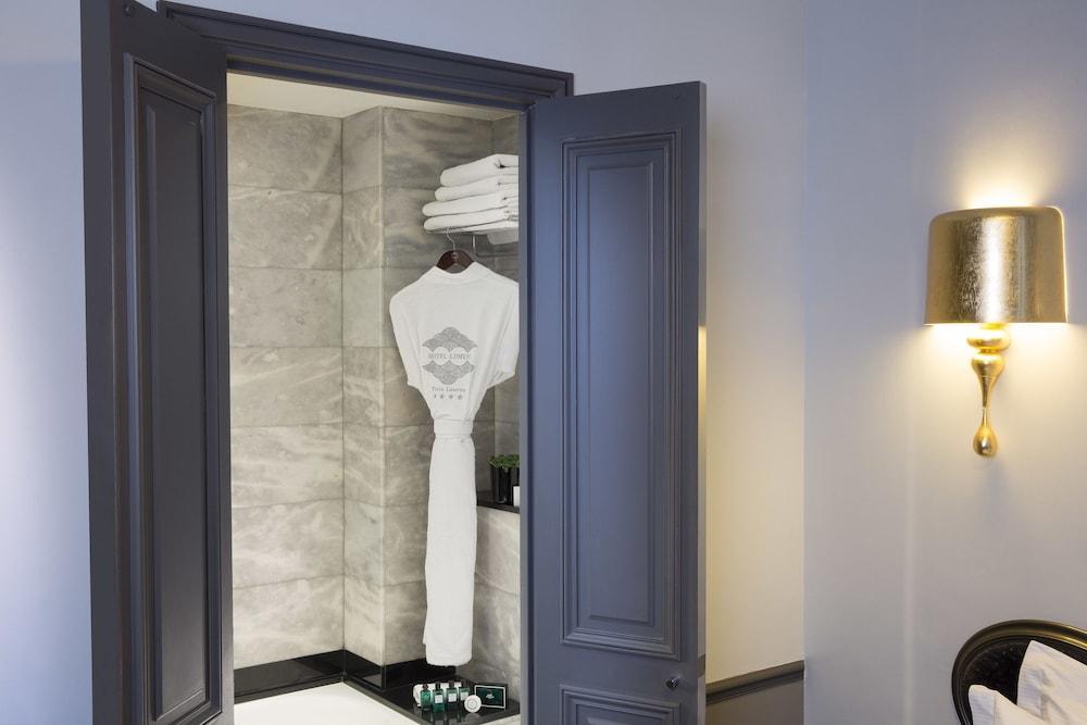 Lumen Louvre Hotel